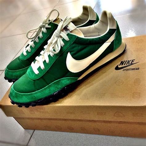 nike shoes that look vintage